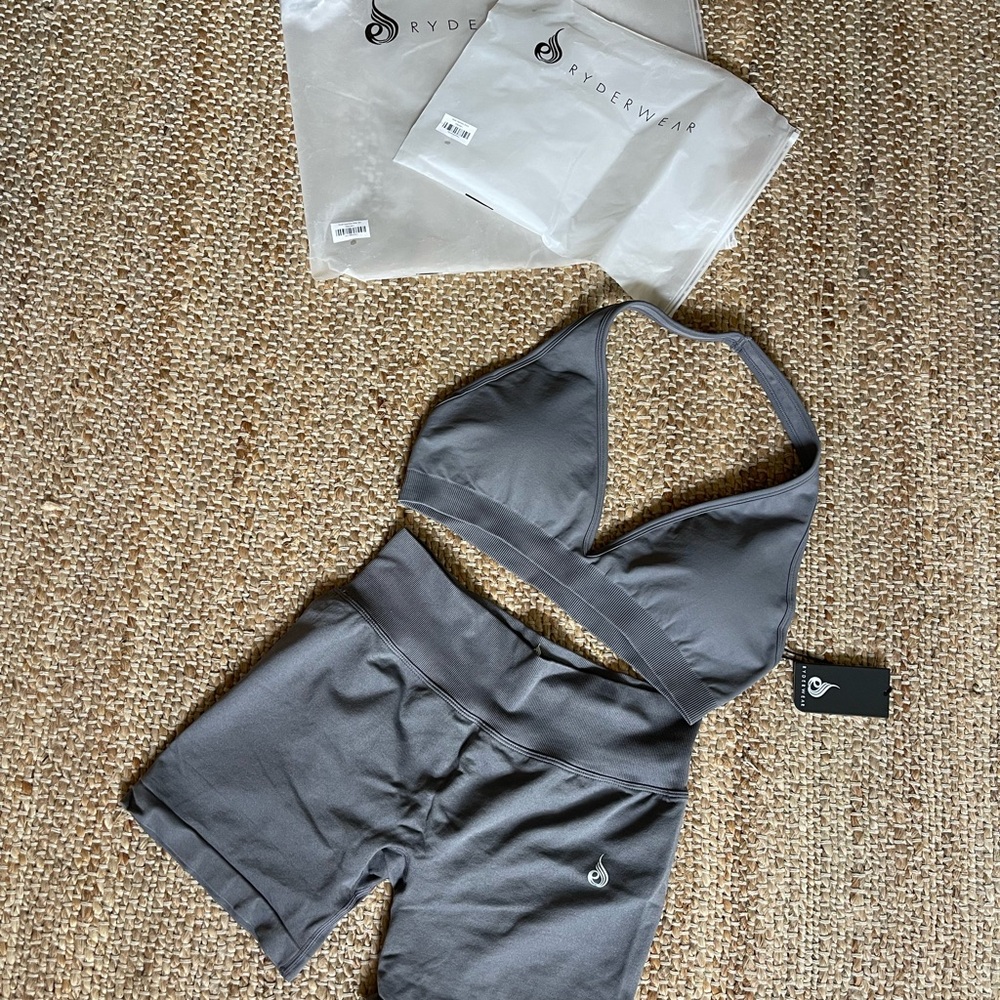Ryderwear SCULPT SEAMLESS SHORTS and SCULPT SEAMLESS HALTER BRA